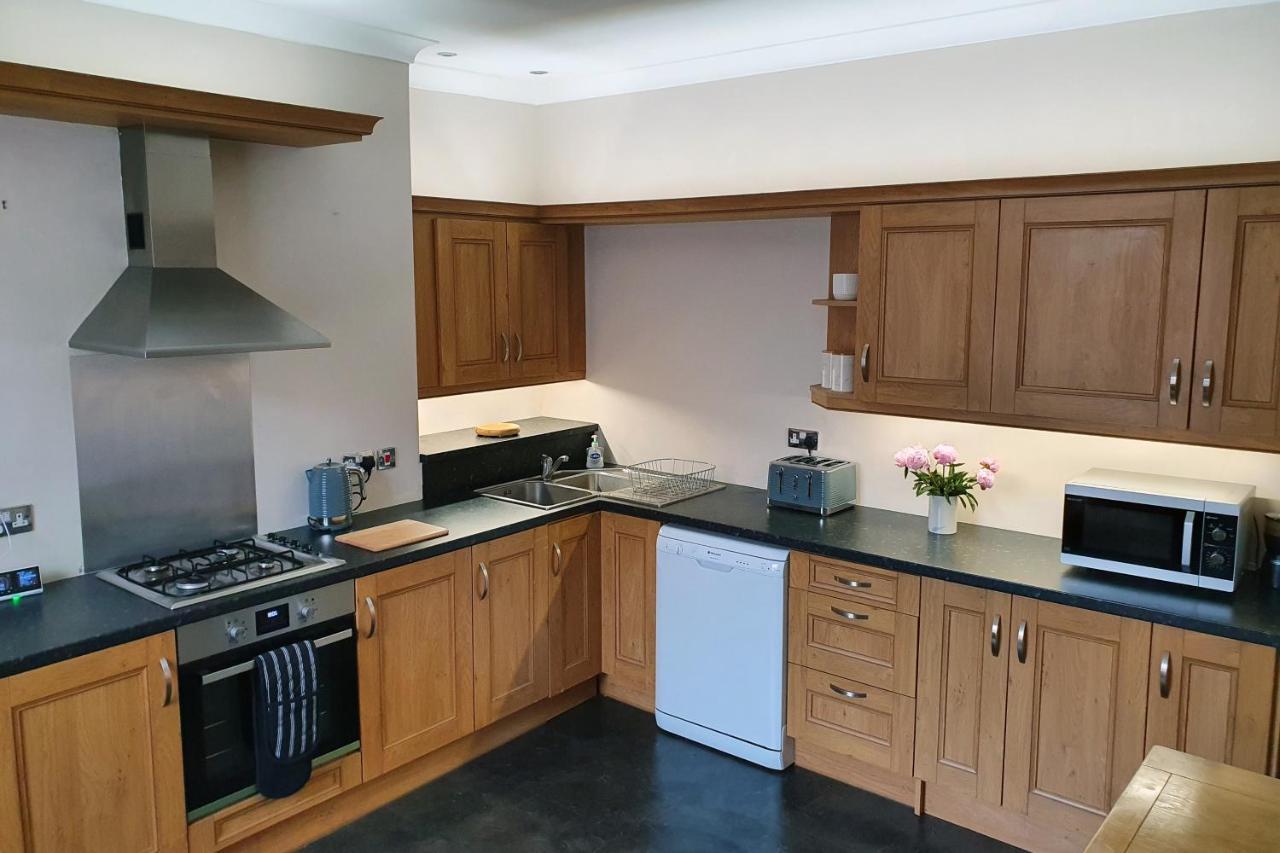 Coastal Escape In The Heart Of Saltburn Villa Exterior foto